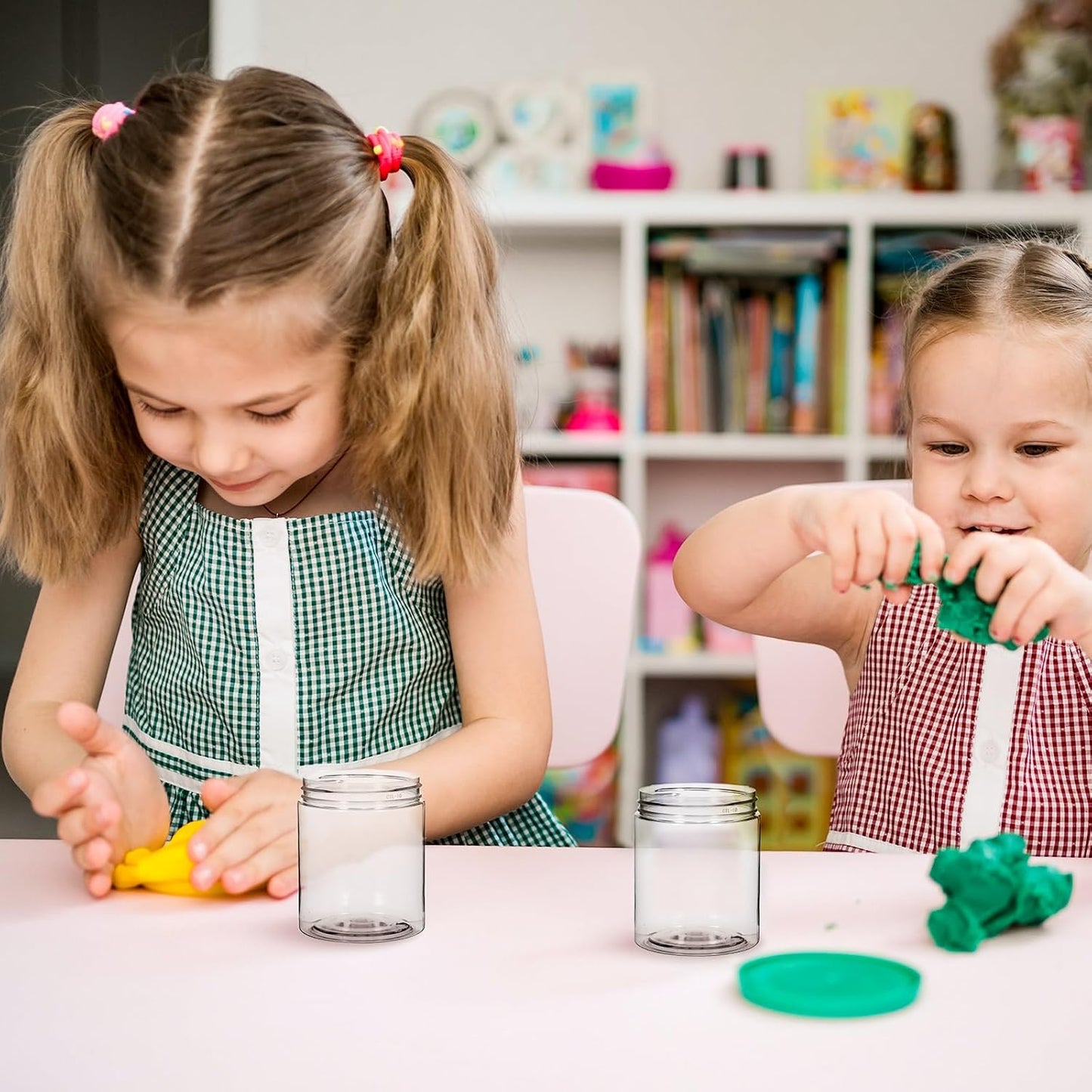 SATINIOR 100 Pcs Plastic Jars with Lids Small Containers Lids Wide Mouth Small Plastic Containers for Lotion Cream Rhinestones Body Butters Travel Storage(10 oz,Black)